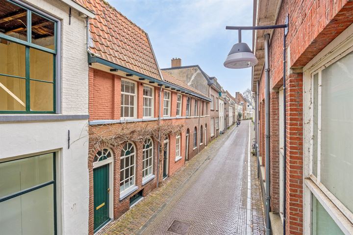 Bekijk foto 18 van Bornhovestraat 7