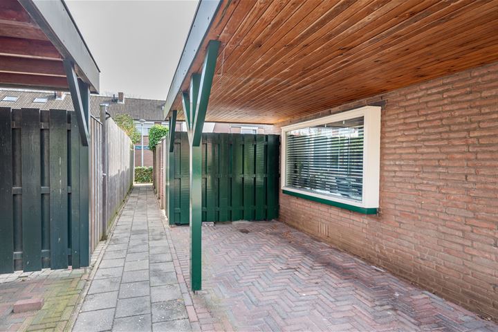 Bekijk foto 31 van Baron van Lamsweerdestraat 24