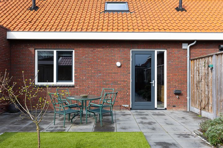 View photo 38 of Willem Neerfeldtstraat 28