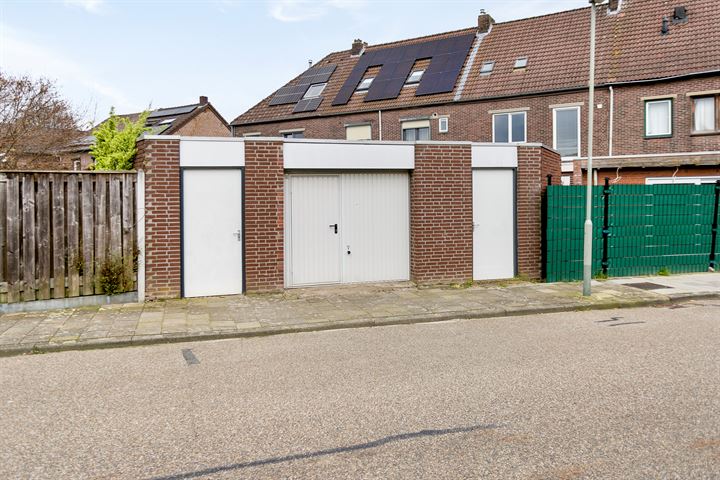 View photo 22 of Voortstraat 7-A