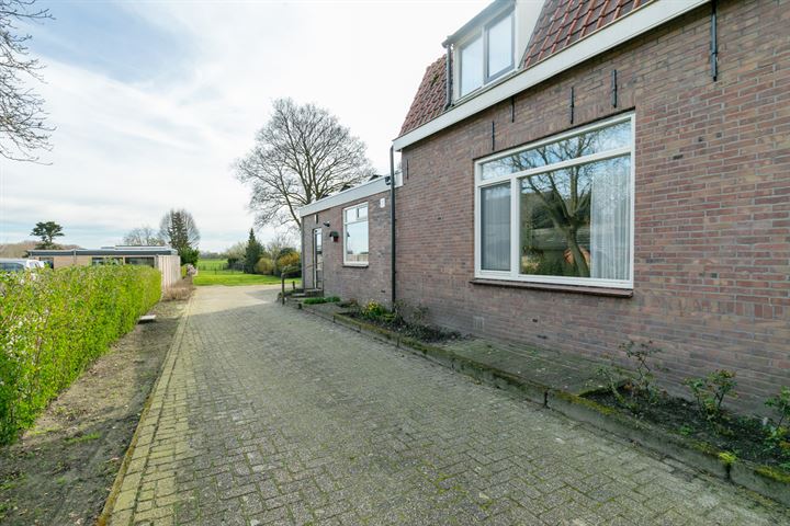 Bekijk foto 10 van Bergenstraat 21