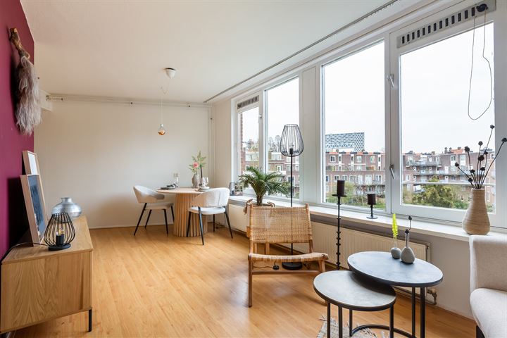 Bekijk foto 3 van Spitsbergenstraat 61