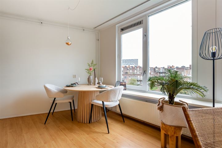 Bekijk foto 7 van Spitsbergenstraat 61