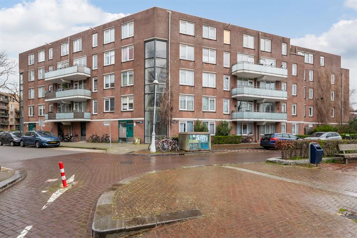 Bekijk foto 27 van Spitsbergenstraat 61