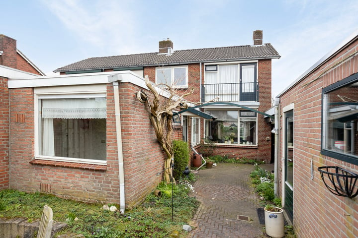 Bekijk foto 4 van Hakkelerkampstraat 56