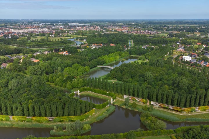 Bekijk foto 33 van Van Ravesteijnstraat 7