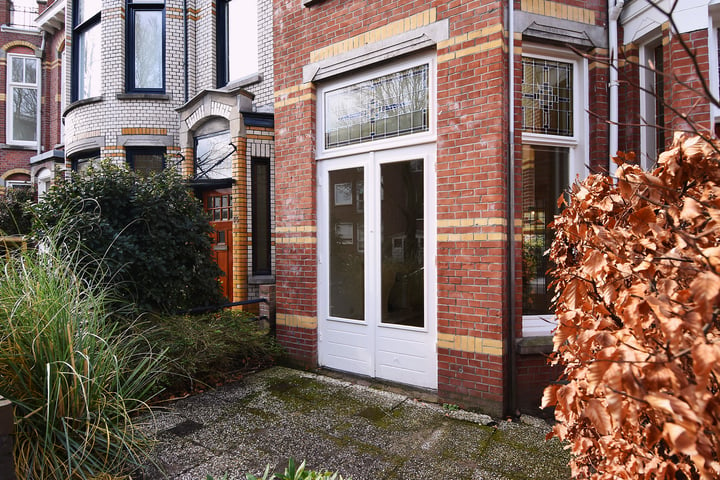 Bekijk foto 7 van Van Hoornbeekstraat 33