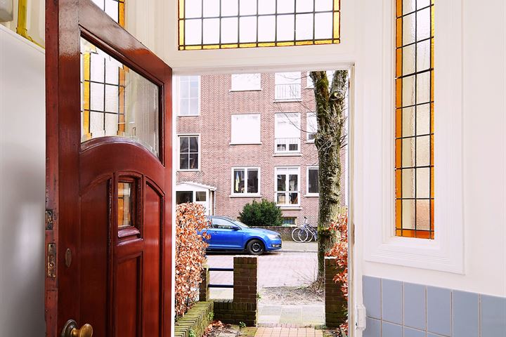 Bekijk foto 9 van Van Hoornbeekstraat 33