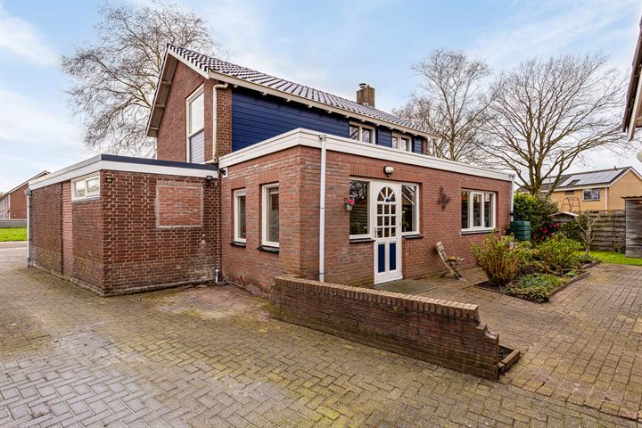 Bekijk foto 36 van Weth Donkerstraat 1