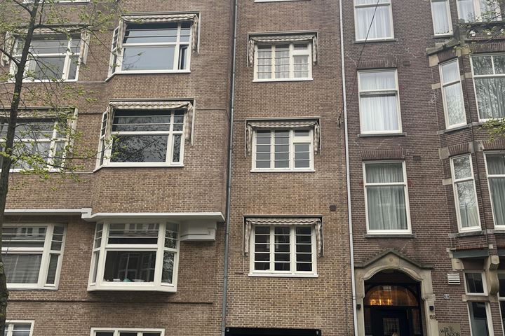 View photo 2 of Jacob Obrechtstraat