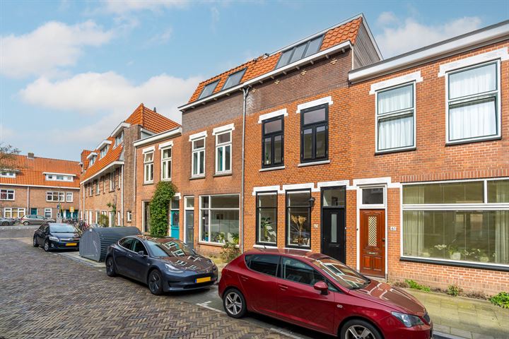 Bekijk foto 1 van Esdoornstraat 63