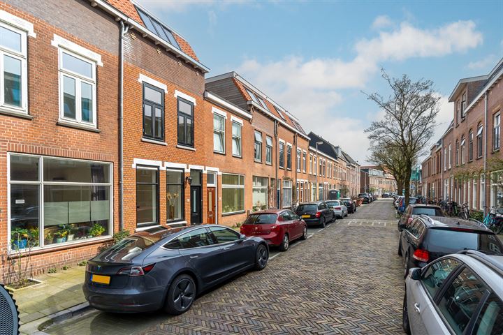 Bekijk foto 31 van Esdoornstraat 63