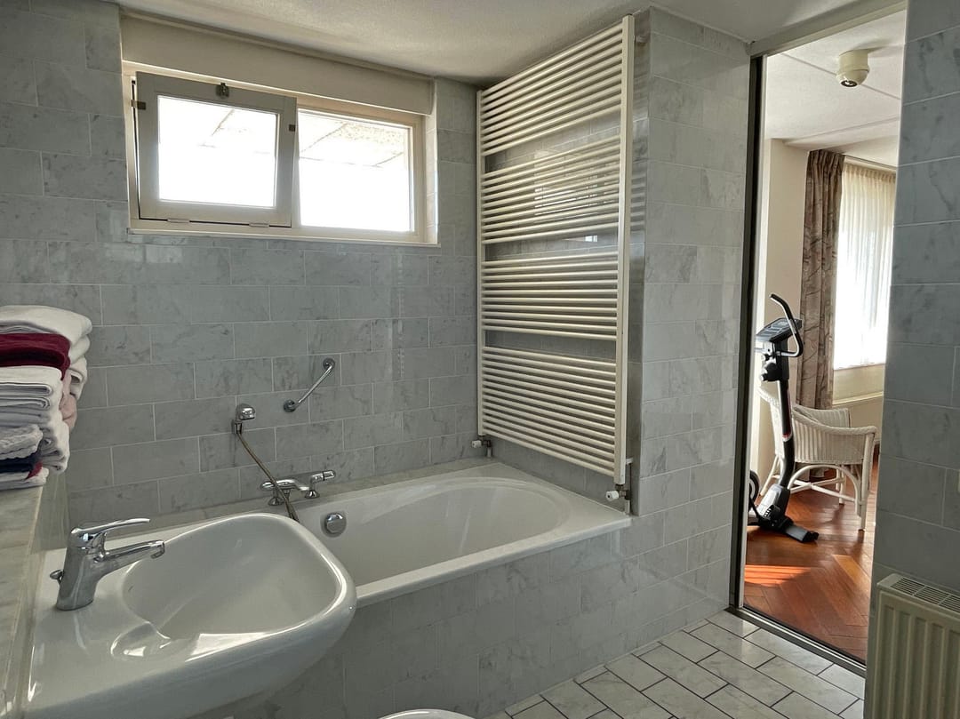 Photo 37 of Stationsplein 45