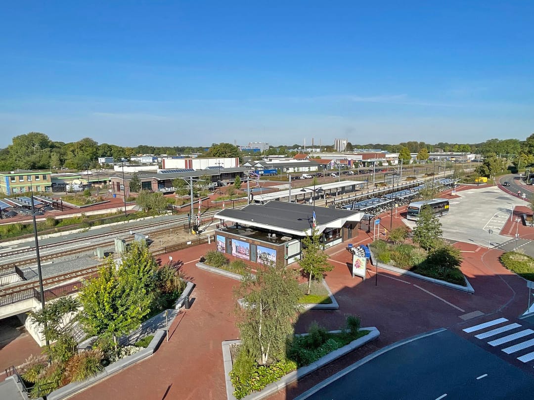 Photo 41 of Stationsplein 45