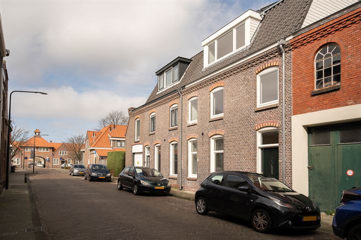 Bekijk foto 4 van Bloemluststraat 16