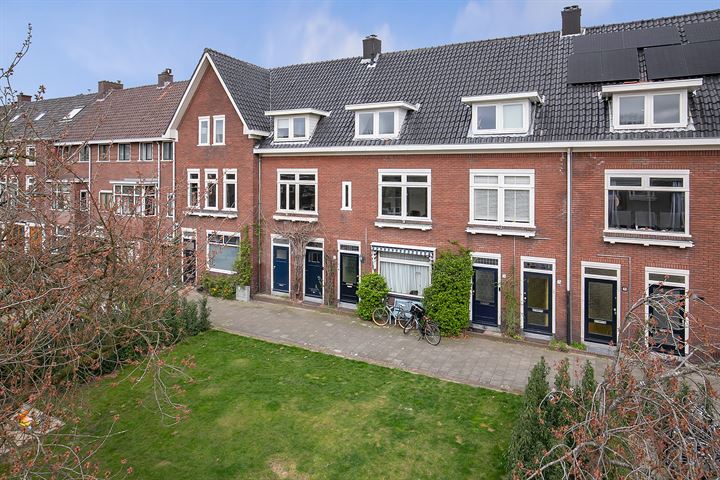 Bekijk foto 31 van van Heutszstraat 43