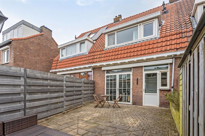 View photo 30 of Ladderbeekstraat 98