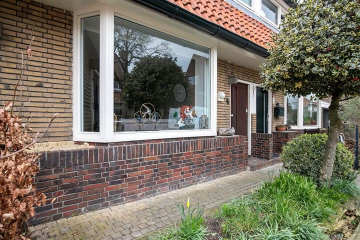 View photo 6 of Coornhertstraat 4