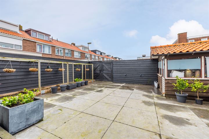 View photo 44 of Van Balenstraat 18