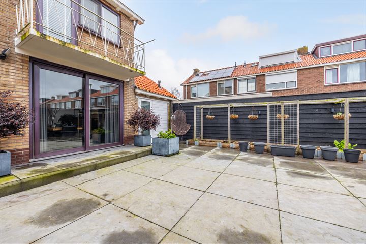 View photo 47 of Van Balenstraat 18