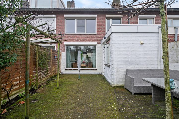 Bekijk foto 27 van Dr. H. Mollerstraat 35