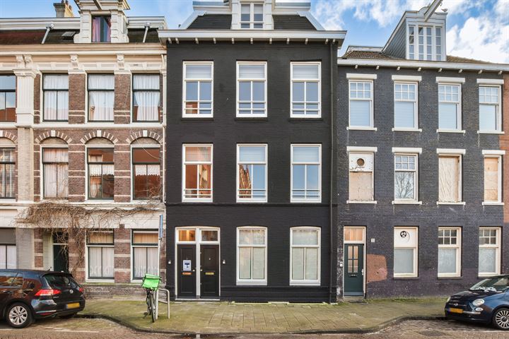 View photo 34 of Sint Willibrordusstraat 15-A