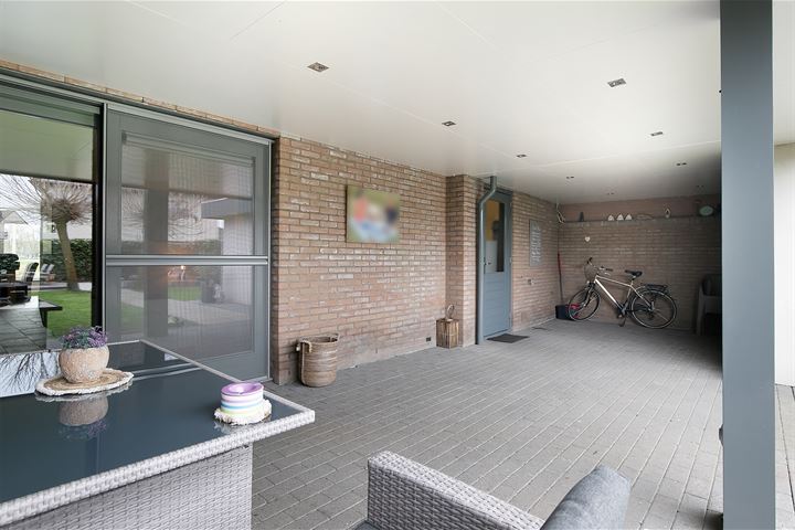 Bekijk foto 45 van Livingstonestraat 74