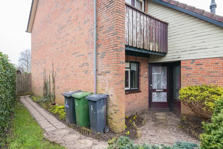 Photo 2 of Julianalaan 60