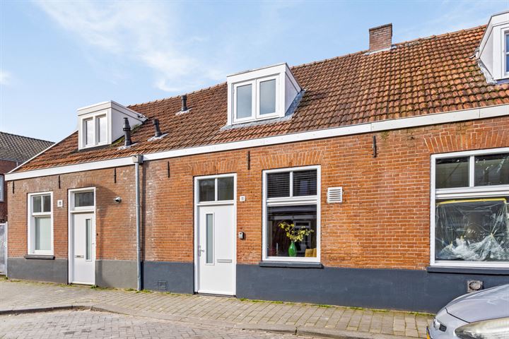 View photo 1 of Pistoriusstraat 11