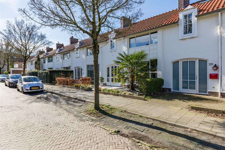 Bekijk foto 47 van Roothaanstraat 22