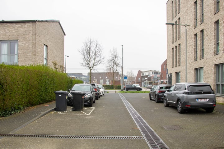 View photo 25 of De Zeis 28