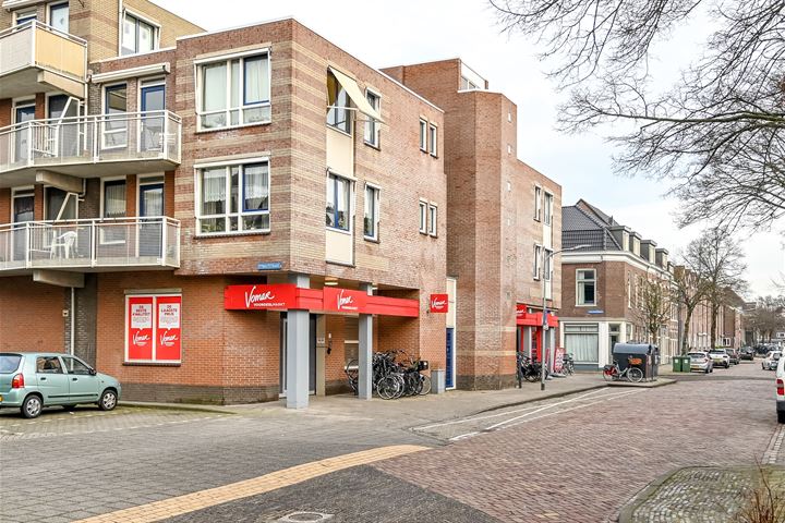 Bekijk foto 33 van Esschilderstraat 6-RD