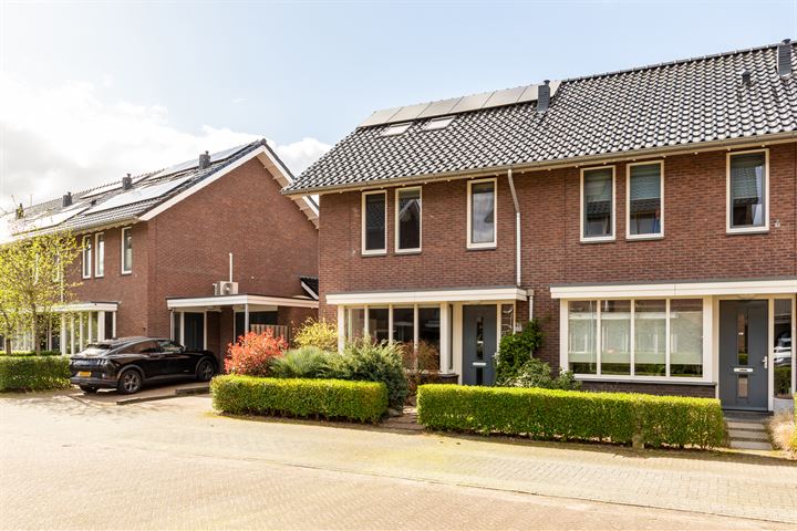 Bekijk foto 39 van Valkenbergerhout 10