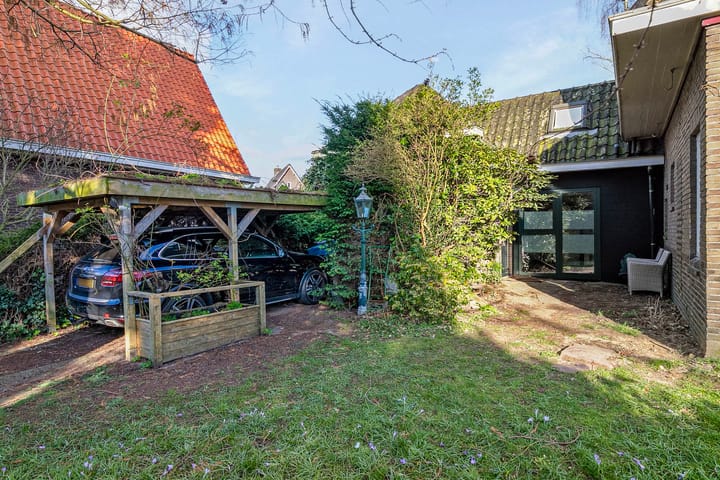 Foto 10 van Veluviaweg 12-B