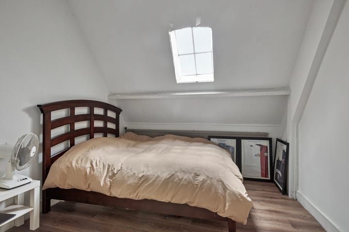 Foto 30 van Veluviaweg 12-B