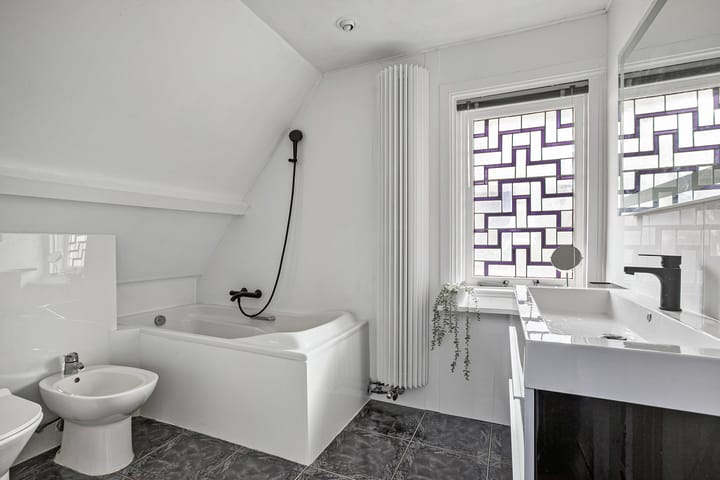 Foto 27 van Veluviaweg 12-B