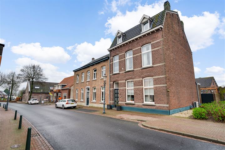 View photo 55 of Dorpstraat 12