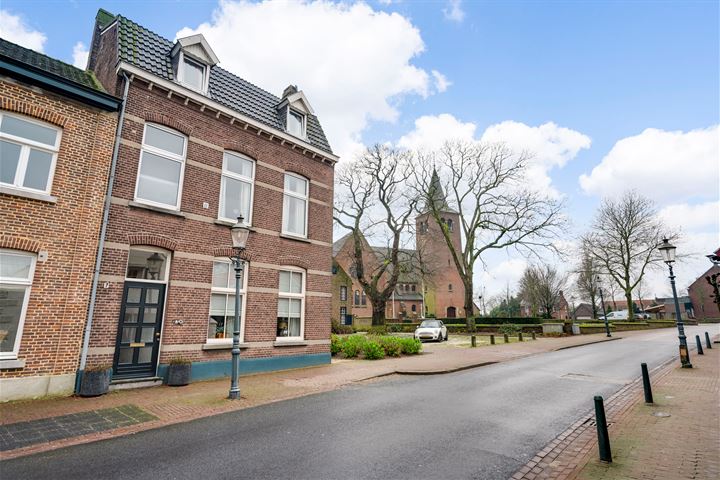 View photo 54 of Dorpstraat 12