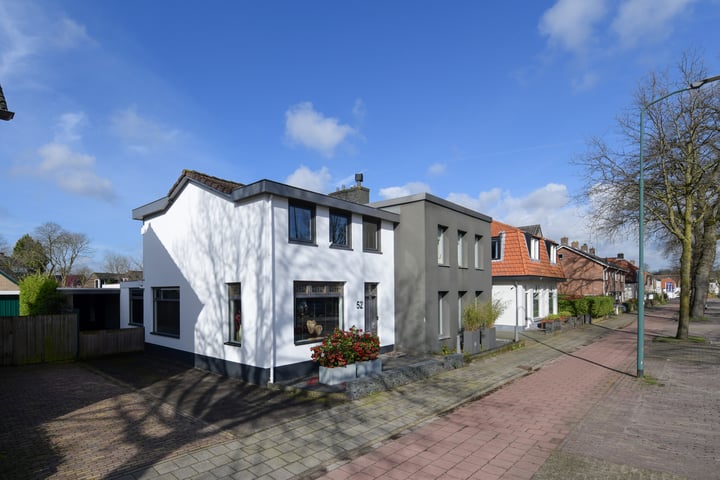 Bekijk foto 2 van Birkstraat 52