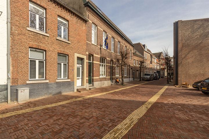 Bekijk foto 10 van Helstraat 37