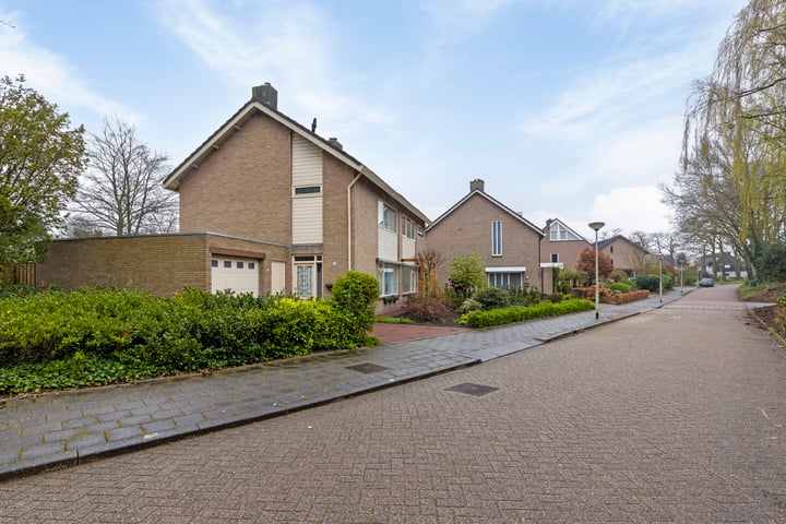 Bekijk foto 35 van Bloemendaal 26