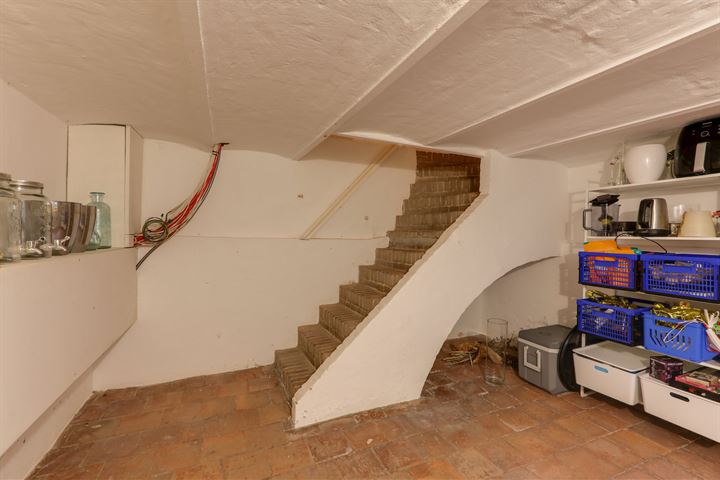 Bekijk foto 46 van Prins Bernhardstraat 31