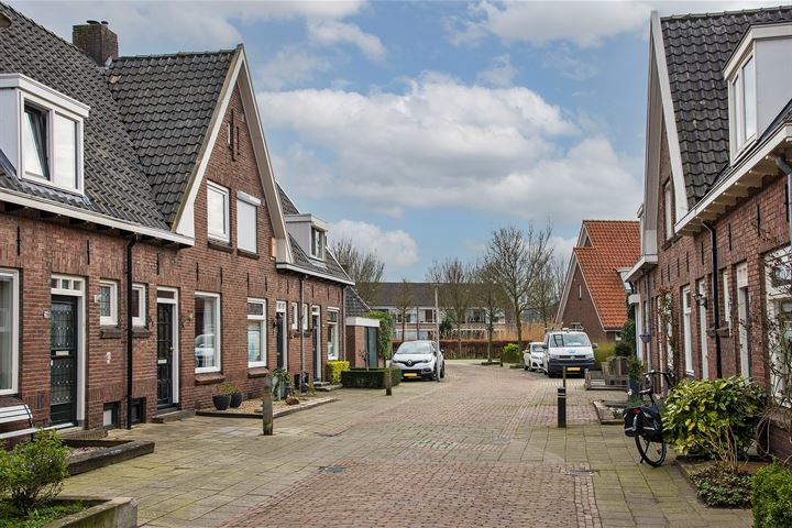 Bekijk foto 5 van Weth Bloemenstraat 31