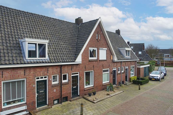 Bekijk foto 23 van Weth Bloemenstraat 31