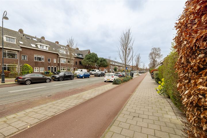 View photo 32 of Zaanenstraat 125