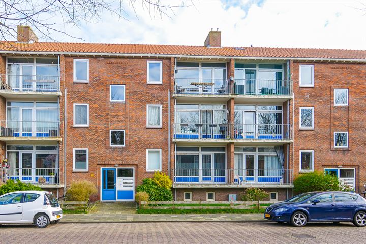 View photo 1 of H.A. Lorentzstraat 84