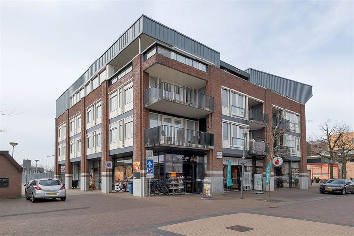 Bekijk foto 37 van Ettenstraat 203