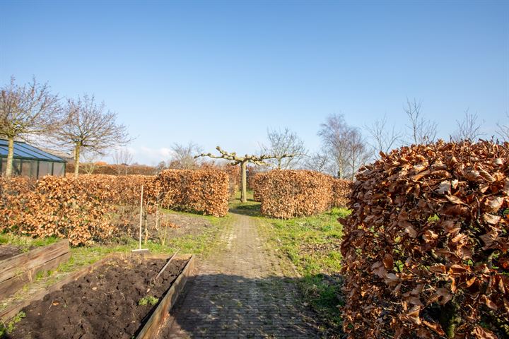 View photo 44 of Heerenweg 256