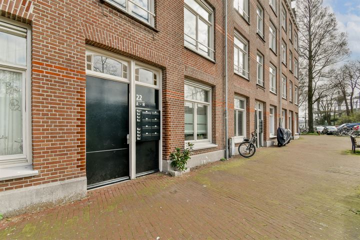 Bekijk foto 26 van Spaarndammerstraat 22-D