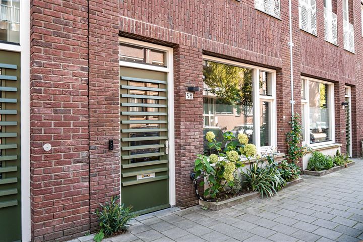 Bekijk foto 30 van Derde Oosterparkstraat 58